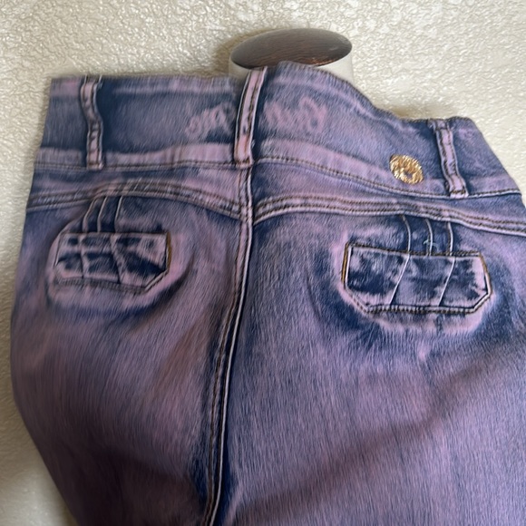 Cutie pie jeans-5 for $20 deal!!! ⭐️ - Picture 4 of 8